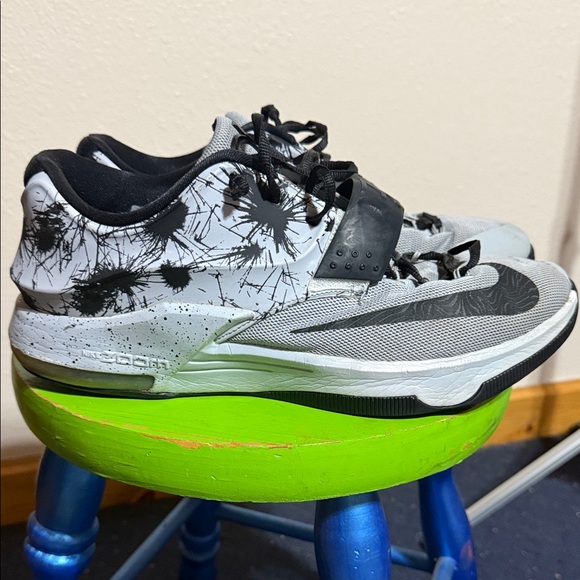 Nike Other - Nike Black and Gray Athletic Shoes